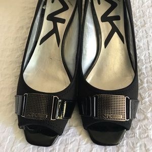 Anne Klein Sports   Size 7M